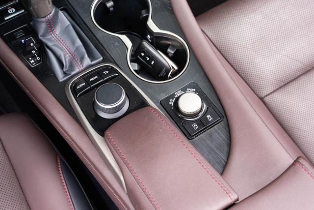 1f2266cd827142de919d61af73c6e5be~tplv-f042mdwyw7-auto-webp_640_0